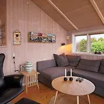 6 Person Holiday Home In Jaegerspris Semesterbostad Jægerspris