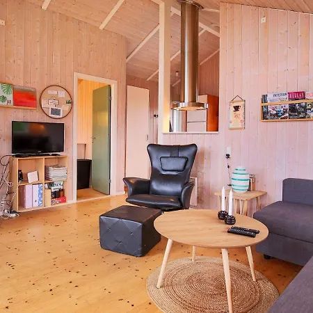 Semesterbostad 6 Person Holiday Home In Jaegerspris Jægerspris