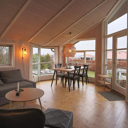 6 Person Holiday Home In Jaegerspris *