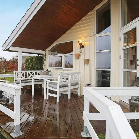 Semesterbostad 6 Person Holiday Home In Jaegerspris Jægerspris